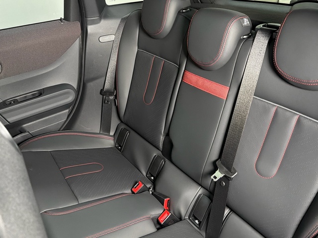 fotoG 8 del MINI MINI Cooper 5 Puertas C 115 kW (156 CV) 156cv Gasolina del 2025 en Asturias