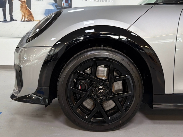 fotoG 10 del MINI MINI Cooper 5 Puertas C 115 kW (156 CV) 156cv Gasolina del 2025 en Asturias