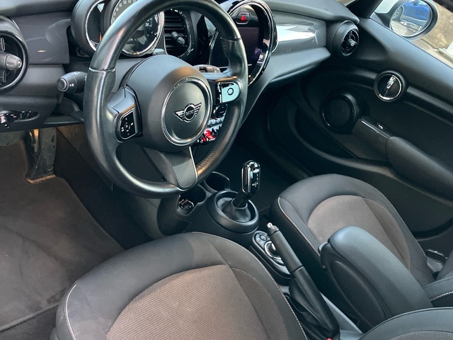 fotoG 15 del MINI MINI 5 Puertas Cooper 100 kW (136 CV) 136cv Gasolina del 2021 en León