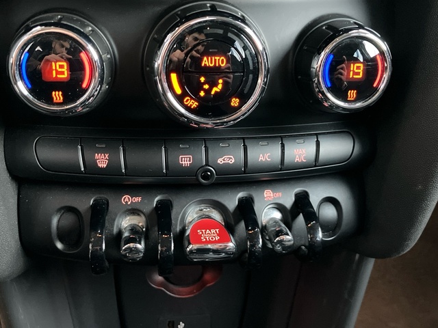 fotoG 26 del MINI MINI 5 Puertas Cooper 100 kW (136 CV) 136cv Gasolina del 2021 en León