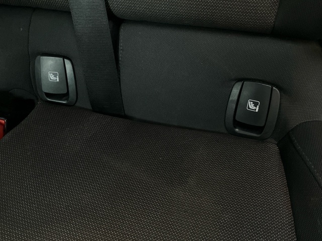 fotoG 30 del MINI MINI 5 Puertas Cooper 100 kW (136 CV) 136cv Gasolina del 2021 en León