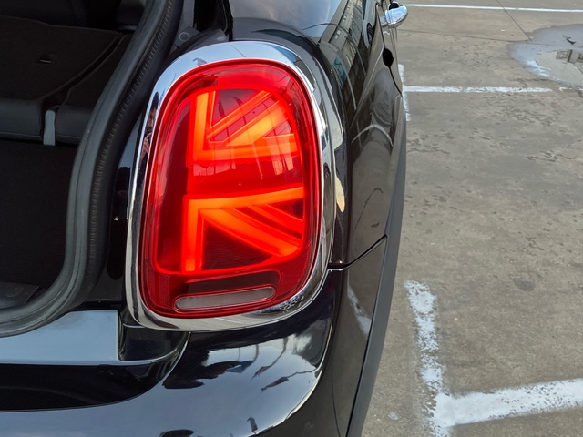 fotoG 32 del MINI MINI 5 Puertas Cooper 100 kW (136 CV) 136cv Gasolina del 2021 en León