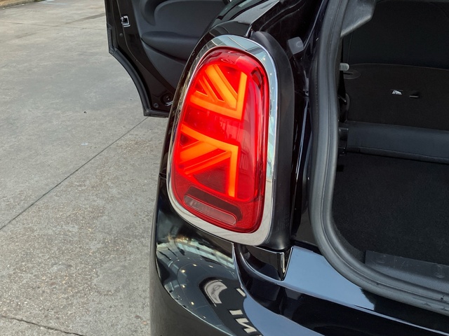 fotoG 33 del MINI MINI 5 Puertas Cooper 100 kW (136 CV) 136cv Gasolina del 2021 en León