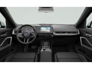 Fotos de BMW iX1 eDrive20 color Blanco. Año 2025. 150KW(204CV). Eléctrico. En concesionario Proa Premium Palma de Illes Balears