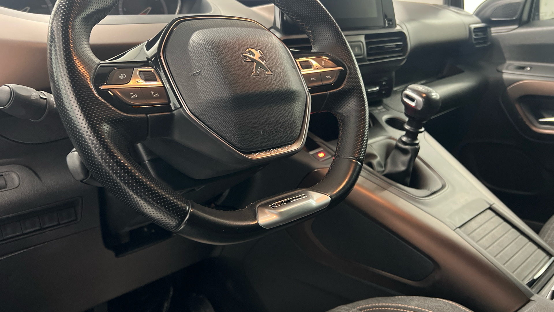 Peugeot Rifter BlueHDi 130 en Barcelona