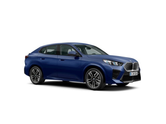 BMW iX2 eDrive20 color Azul. Año 2026. 150KW(204CV). Eléctrico. En concesionario Grünblau Motor (Bmw y Mini) de Cantabria