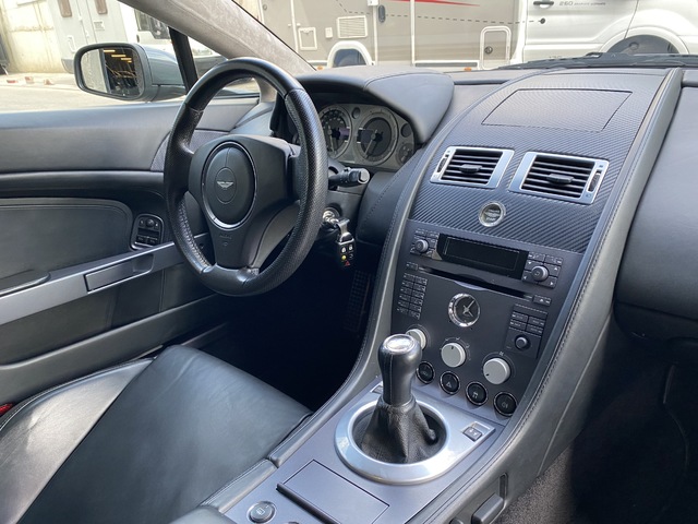 Aston Martin Vantage 4.3 V8 283 kW (380 CV)