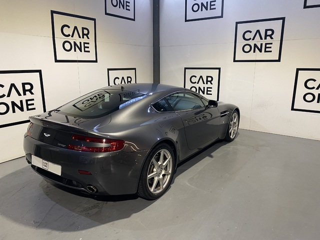 Aston Martin Vantage 4.3 V8 283 kW (380 CV)