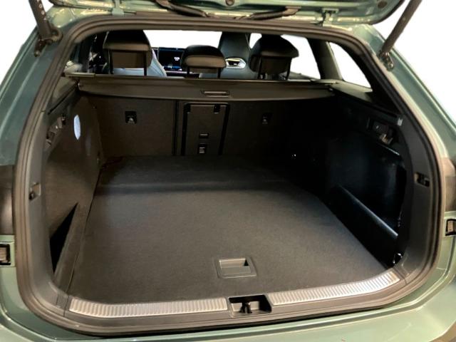 Volkswagen Passat Variant R-Line 1.5 eTSI 110 kW (150 CV) DSG