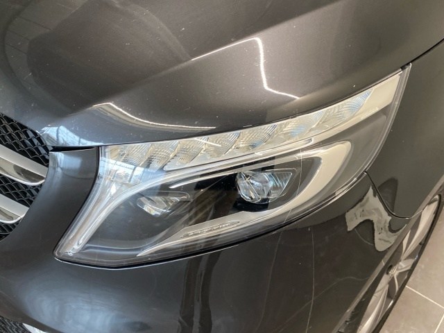 Mercedes-Benz Clase V V 300 d en Barcelona