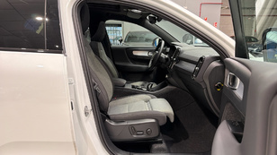 Volvo XC40 B3 G Ocasión 120 KW (163CV) - 44