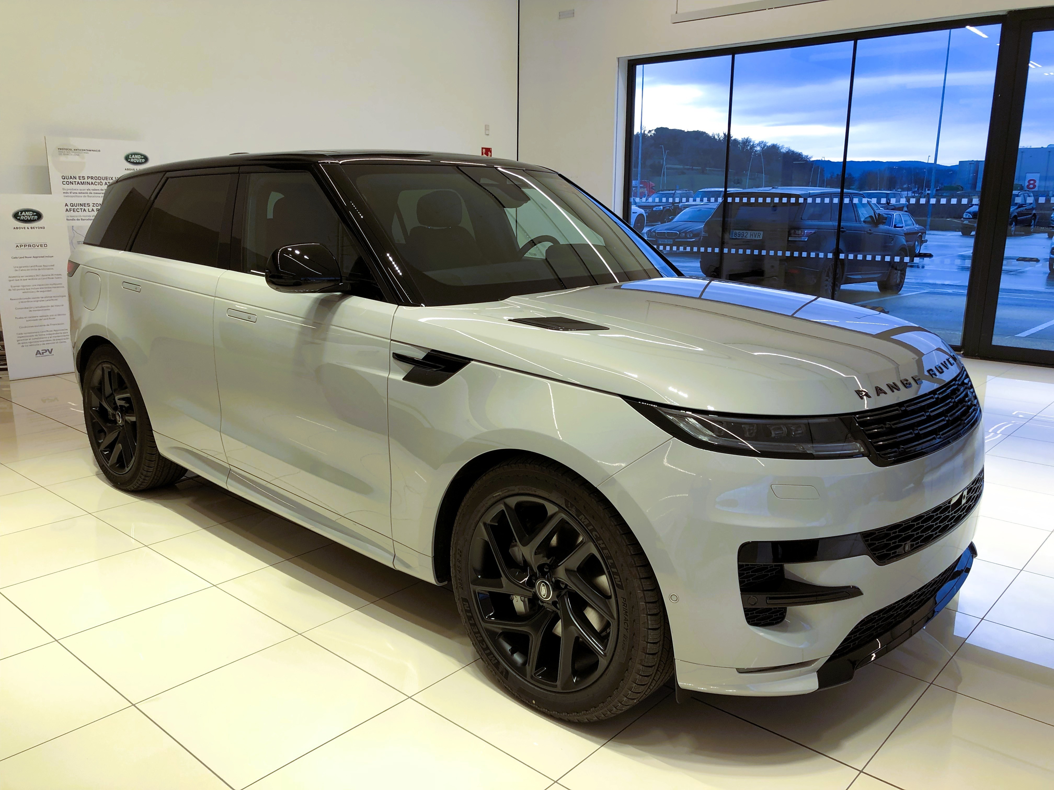 Land Rover Range Rover Sport 3.0 I6 PHEV en Barcelona