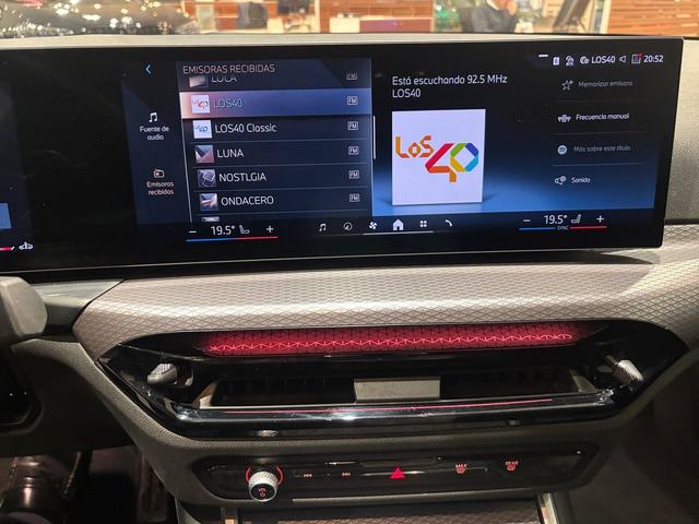 BMW Serie 3 320i color Gris. Año 2025. 135KW(184CV). Gasolina. En concesionario Automotor Costa, S.L.U. de Almería