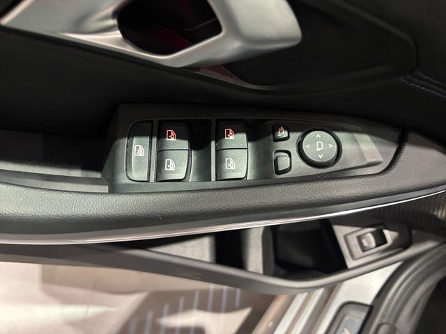 BMW Serie 3 320i color Gris. Año 2025. 135KW(184CV). Gasolina. En concesionario Automotor Costa, S.L.U. de Almería