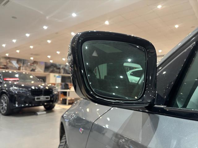 BMW Serie 3 320i color Gris. Año 2025. 135KW(184CV). Gasolina. En concesionario Automotor Costa, S.L.U. de Almería