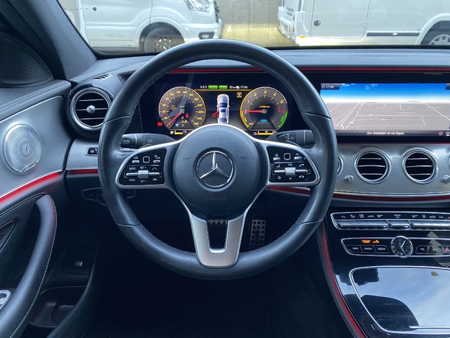 Mercedes-Benz Clase E E 300 de 225 kW (306 CV)