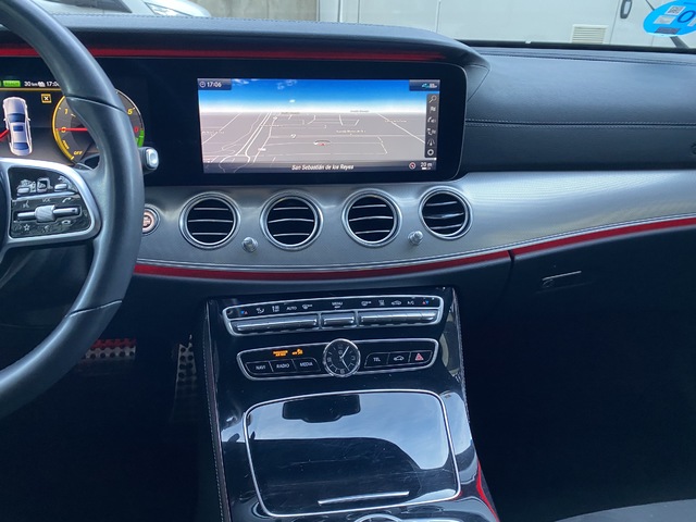 Mercedes-Benz Clase E E 300 de 225 kW (306 CV)