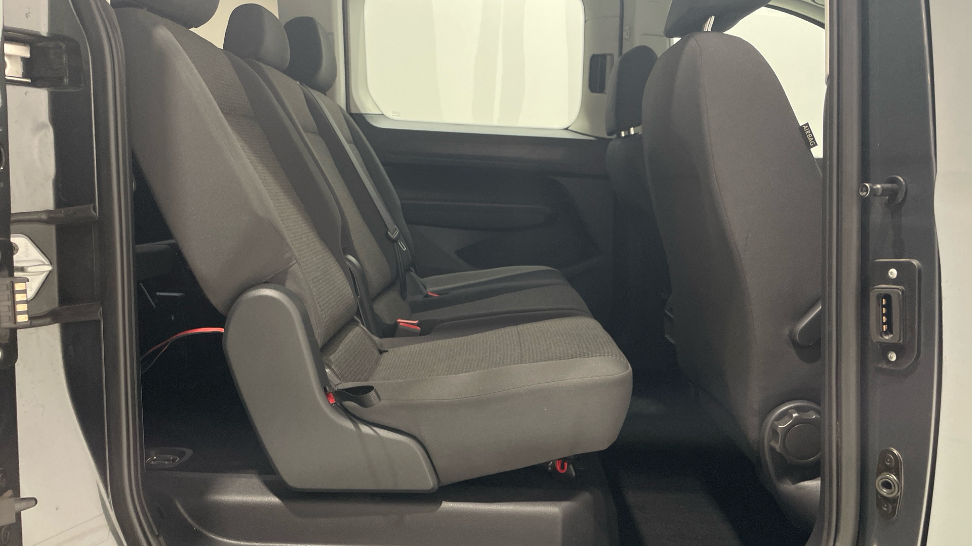 Volkswagen Caddy 2.0 TDI en Barcelona