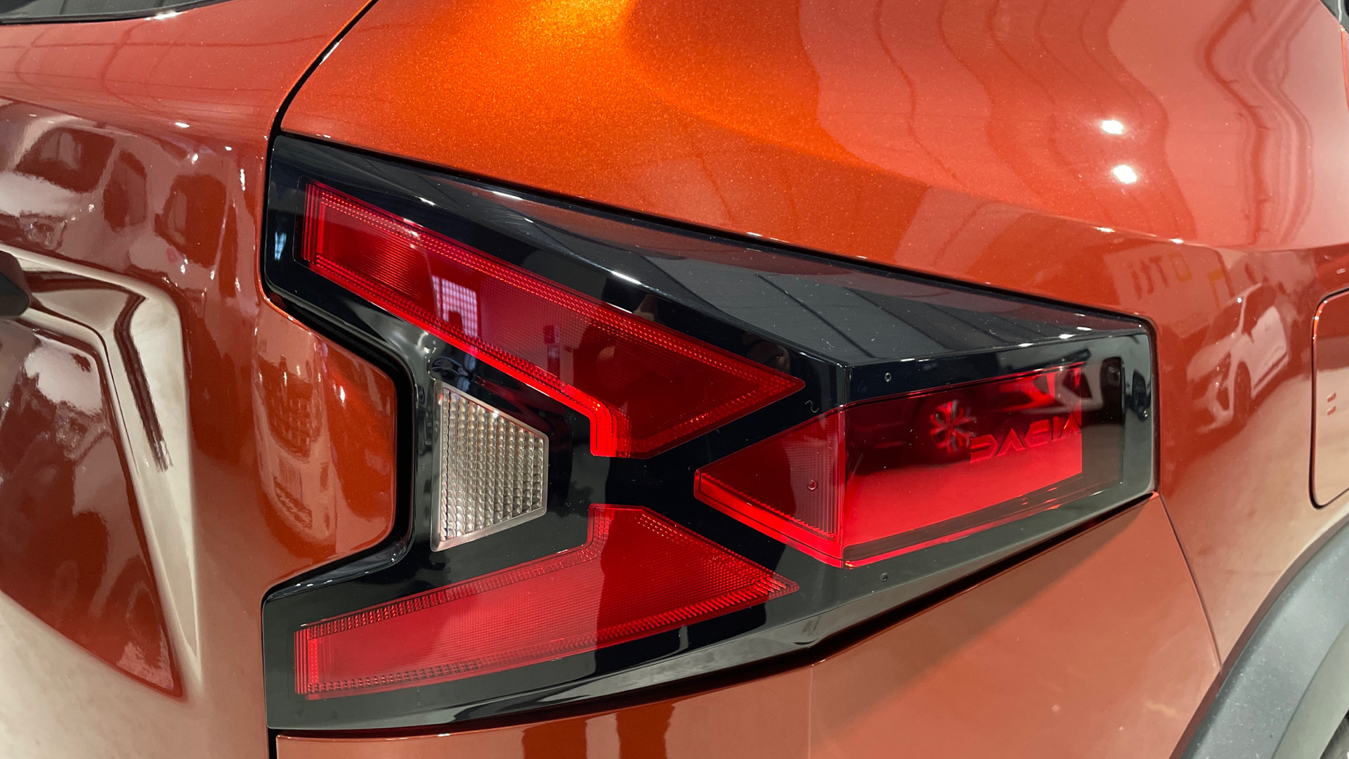 Dacia Duster 1.6 Hibrid en Barcelona