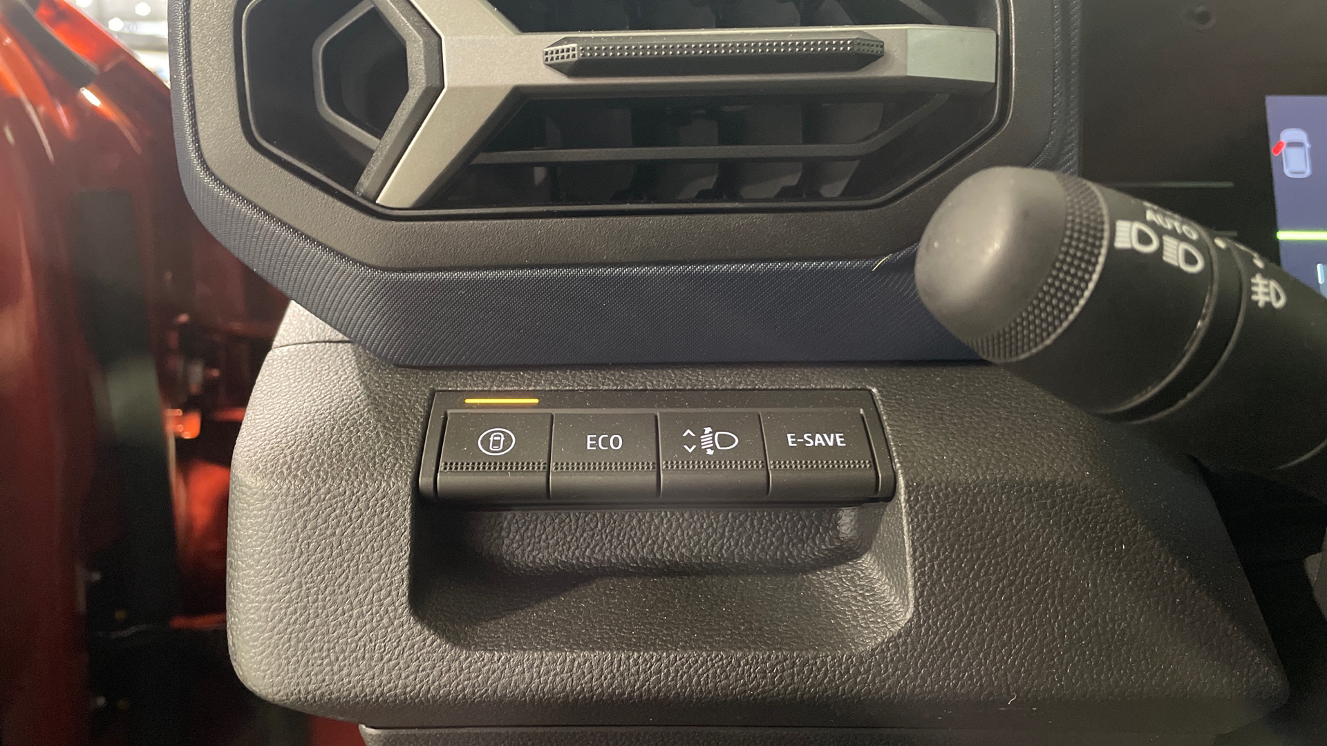 Dacia Duster 1.6 Hibrid en Barcelona