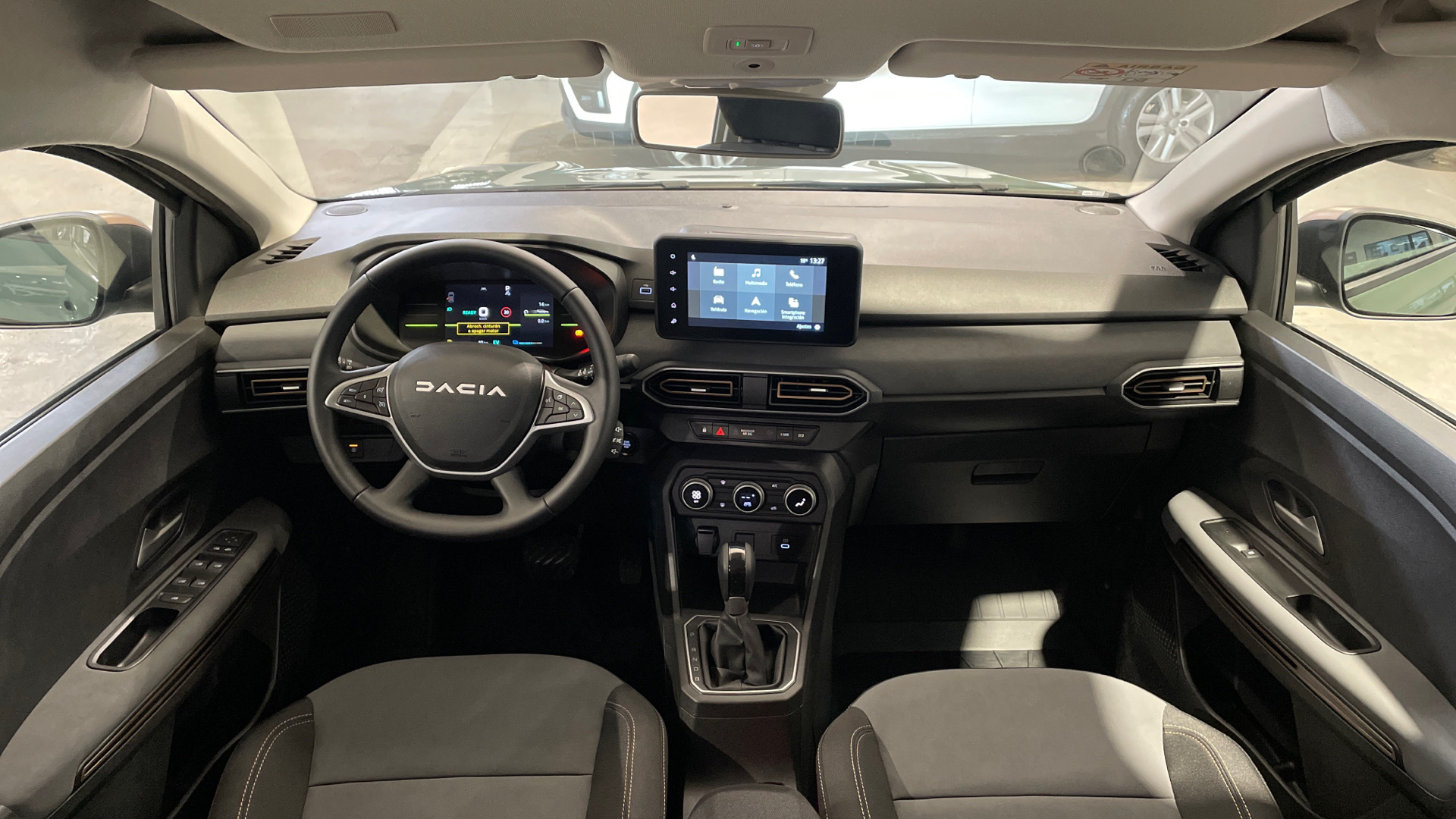 Dacia Jogger Hybrid 140 en Barcelona