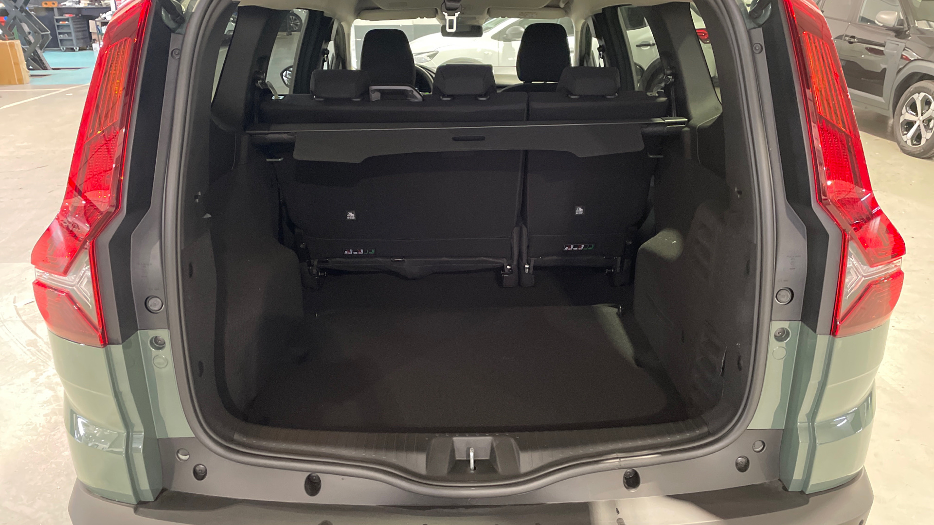 Dacia Jogger Hybrid 140 en Barcelona