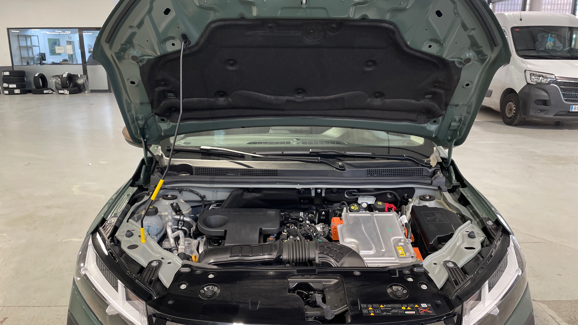 Dacia Jogger Hybrid 140 en Barcelona