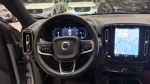 Volvo XC40 B3 G Ocasión 120 KW (163CV) - 9