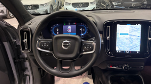 Volvo XC40 B3 G Ocasión 120 KW (163CV) - 9