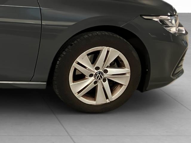 Volkswagen Golf Life 1.0 eTSI 81 kW (110 CV) DSG