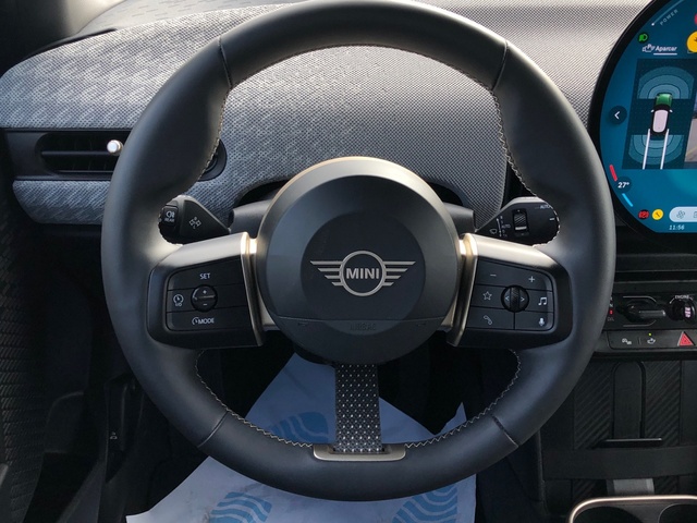 fotoG 12 del MINI MINI Cooper 5 Puertas C 115 kW (156 CV) 156cv Gasolina del 2025 en Illes Balears