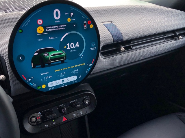 fotoG 17 del MINI MINI Cooper 5 Puertas C 115 kW (156 CV) 156cv Gasolina del 2025 en Illes Balears