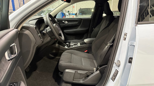 Volvo XC40 B3 G Ocasión 120 KW (163CV) - 42