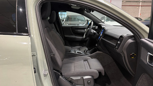 Volvo EC40 Recharge Core Ocasión 185 KW (252CV) - 44