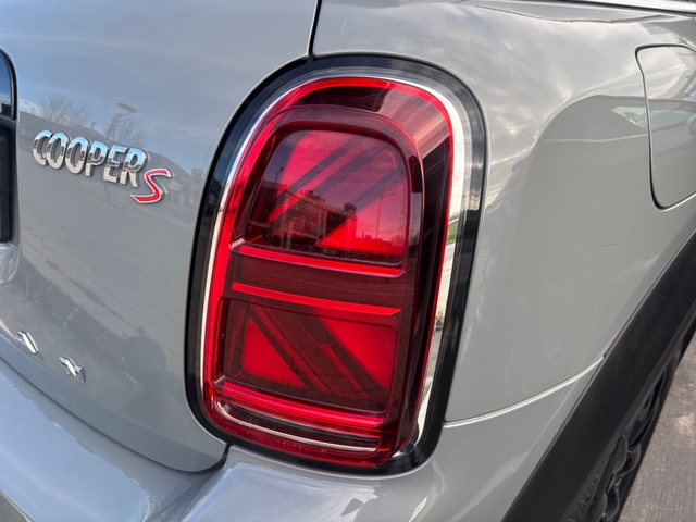 fotoG 20 del MINI MINI Countryman Cooper S ALL4 131 kW (178 CV) 178cv Gasolina del 2021 en Barcelona