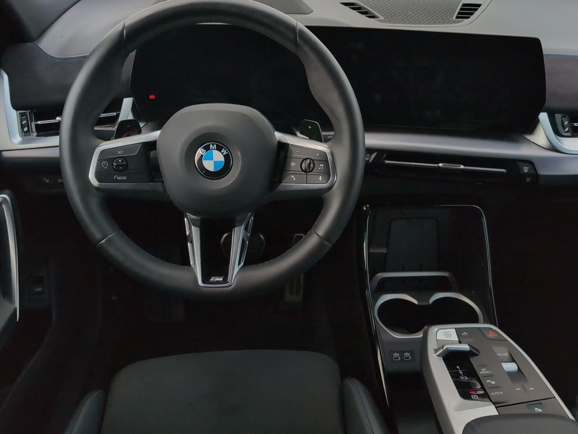 BMW X2 sDrive20d color Blanco. Año 2025. 120KW(163CV). Diésel. En concesionario Automotor Premium Viso - Málaga de Málaga