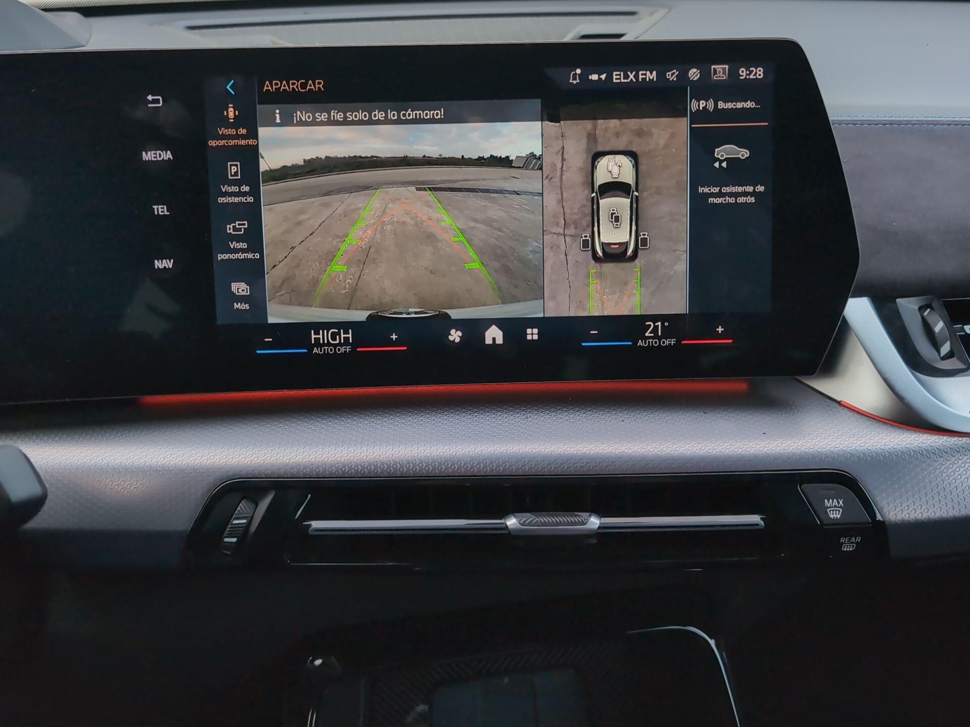 BMW X2 sDrive20d color Blanco. Año 2025. 120KW(163CV). Diésel. En concesionario Automotor Premium Viso - Málaga de Málaga