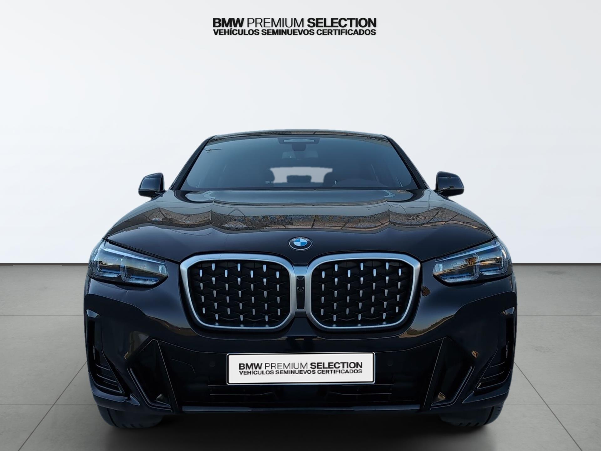 BMW X4 xDrive30d color Negro. Año 2025. 210KW(286CV). Diésel. En concesionario Automotor Premium Viso - Málaga de Málaga