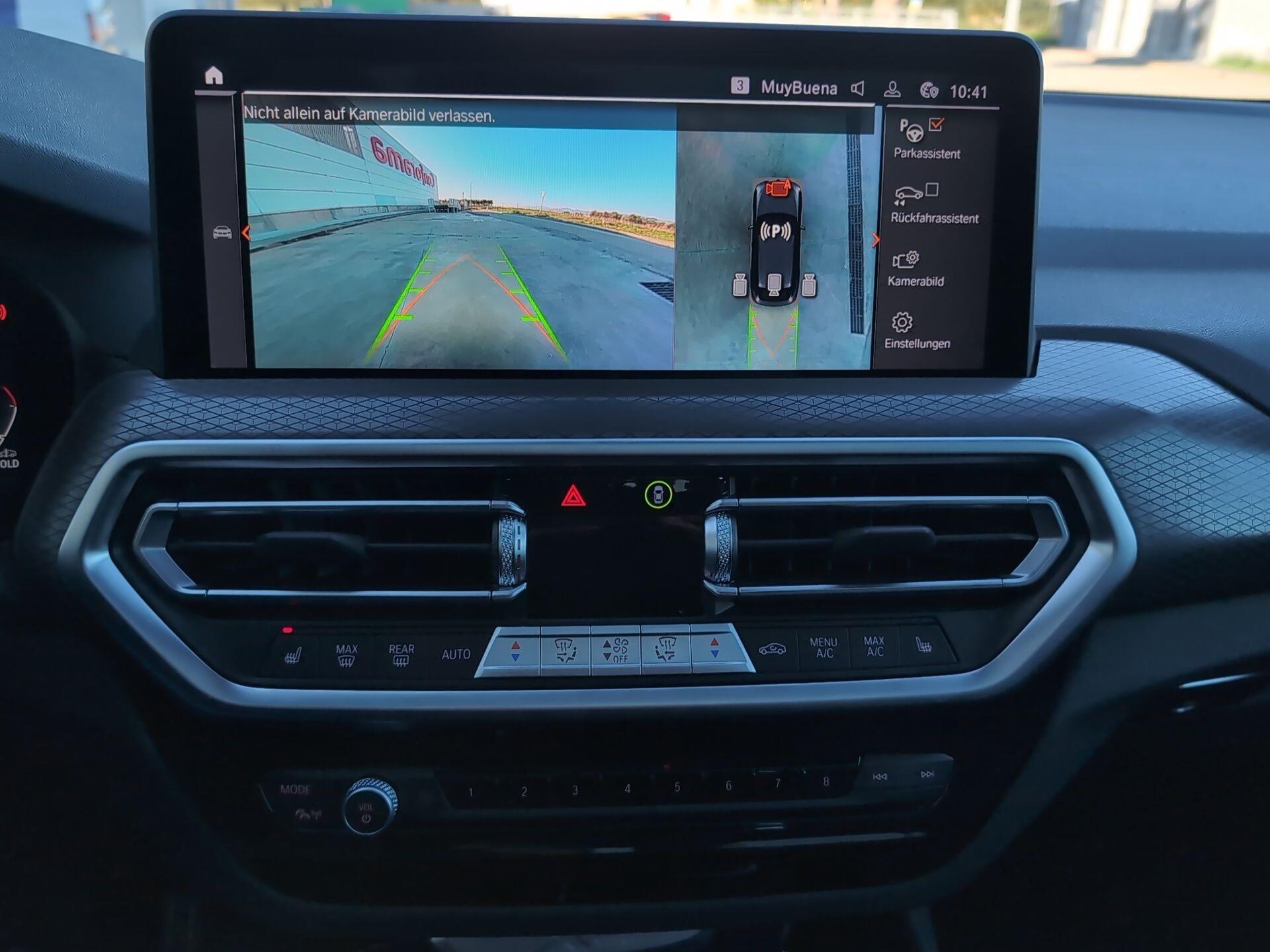 BMW X4 xDrive30d color Negro. Año 2025. 210KW(286CV). Diésel. En concesionario Automotor Premium Viso - Málaga de Málaga