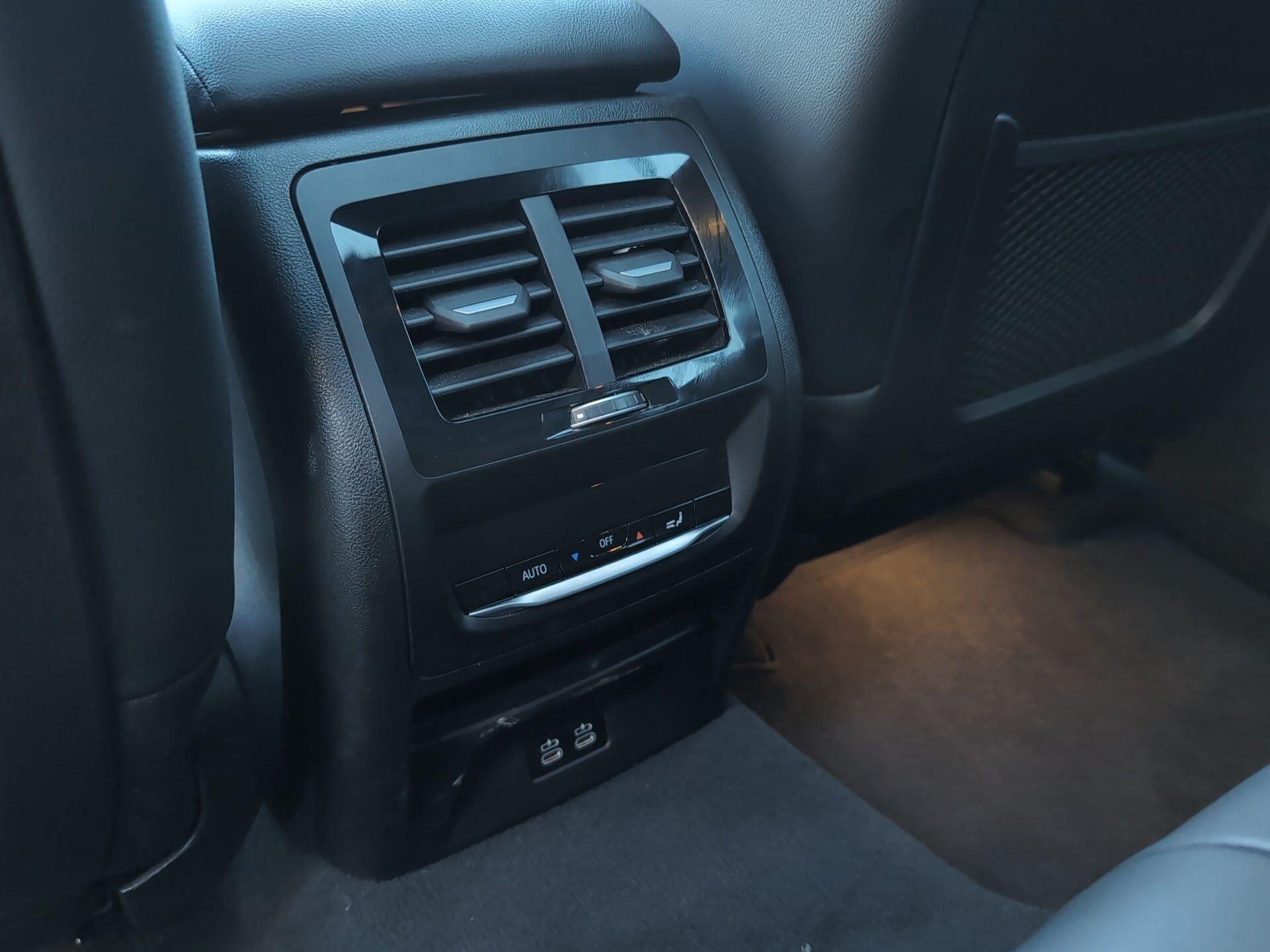 BMW X4 xDrive30d color Negro. Año 2025. 210KW(286CV). Diésel. En concesionario Automotor Premium Viso - Málaga de Málaga