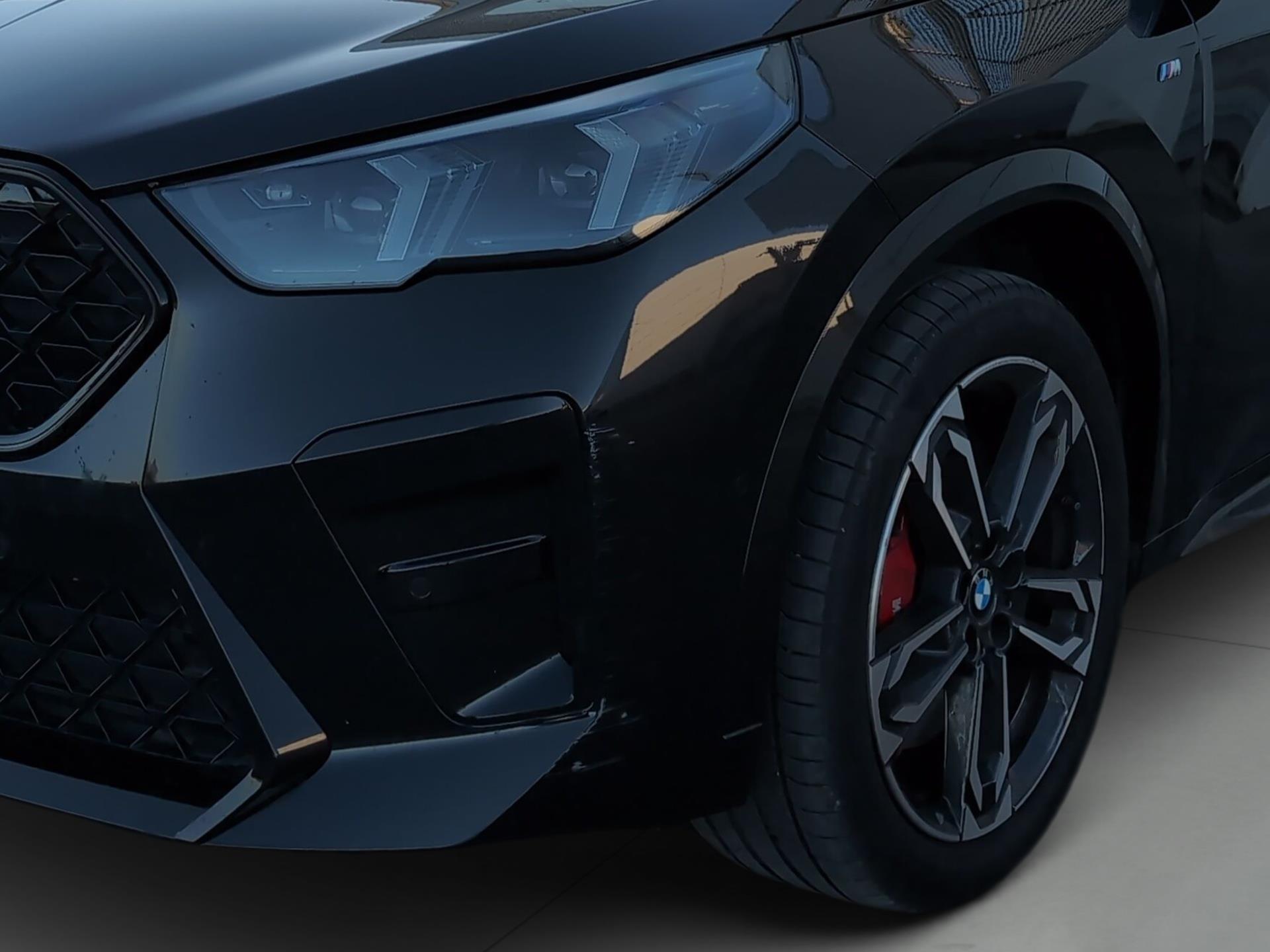 BMW X2 sDrive20d color Negro. Año 2025. 120KW(163CV). Diésel. En concesionario Automotor Premium Viso - Málaga de Málaga