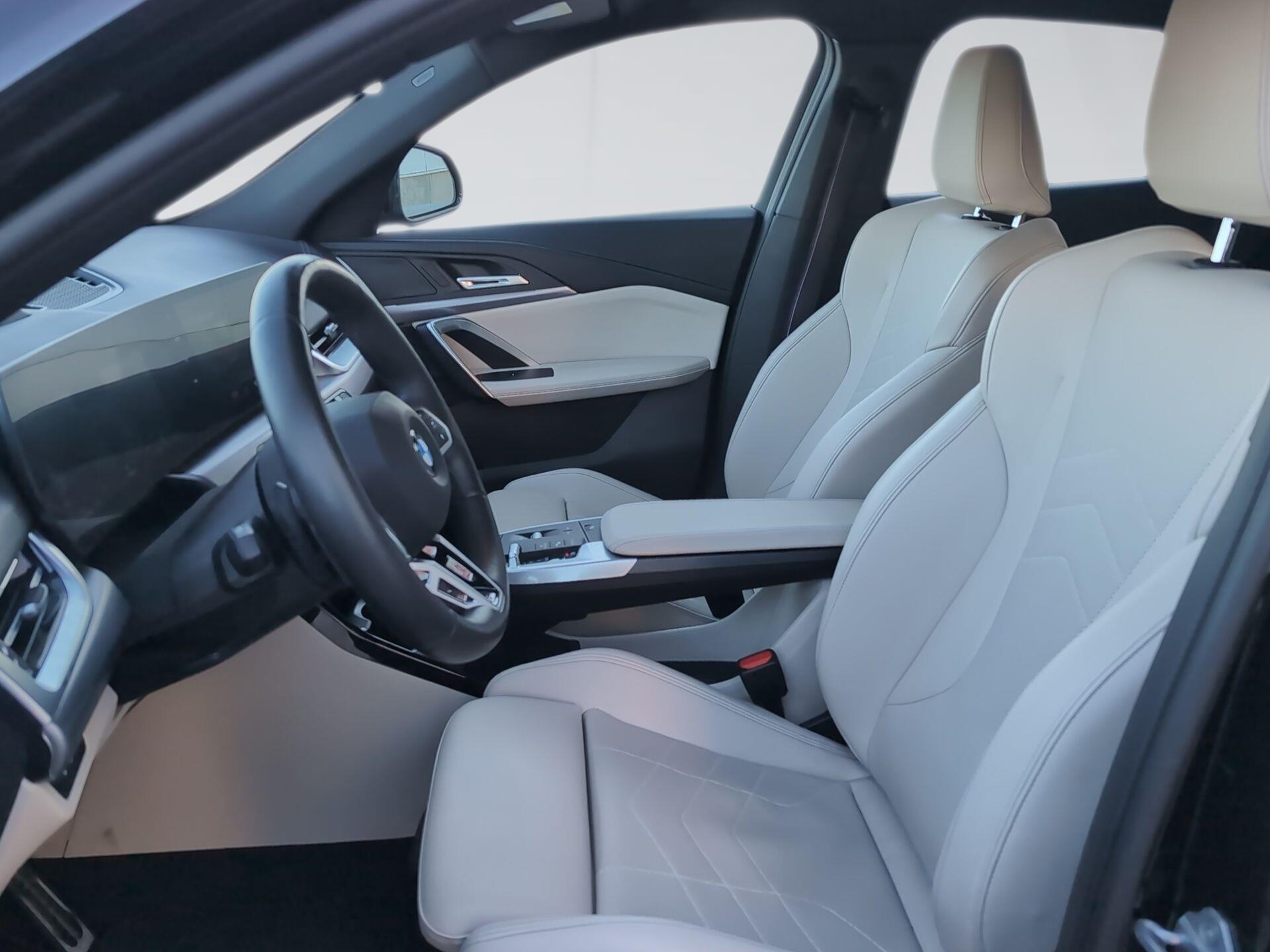 BMW X2 sDrive20d color Negro. Año 2025. 120KW(163CV). Diésel. En concesionario Automotor Premium Viso - Málaga de Málaga