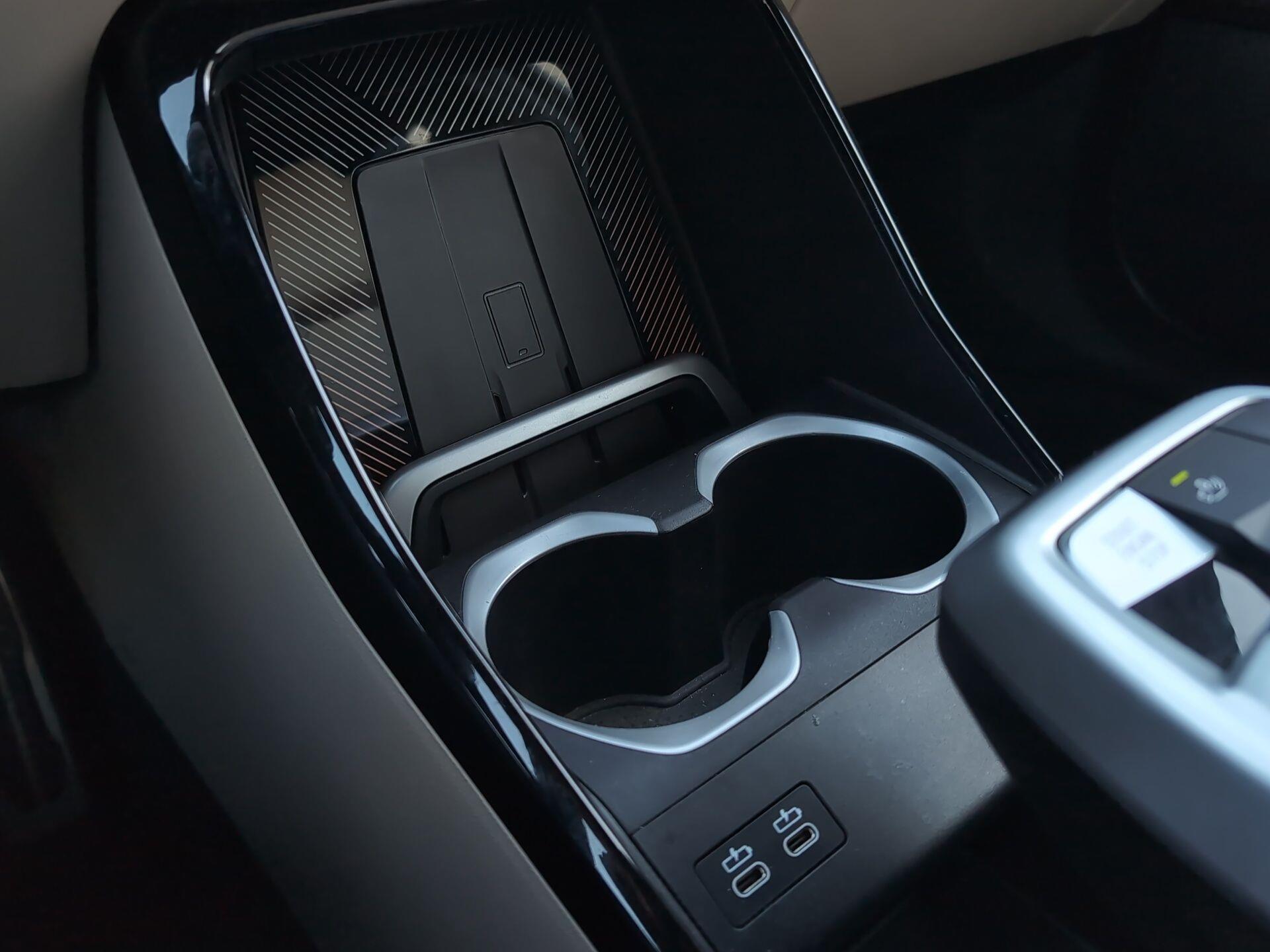 BMW X2 sDrive20d color Negro. Año 2025. 120KW(163CV). Diésel. En concesionario Automotor Premium Viso - Málaga de Málaga