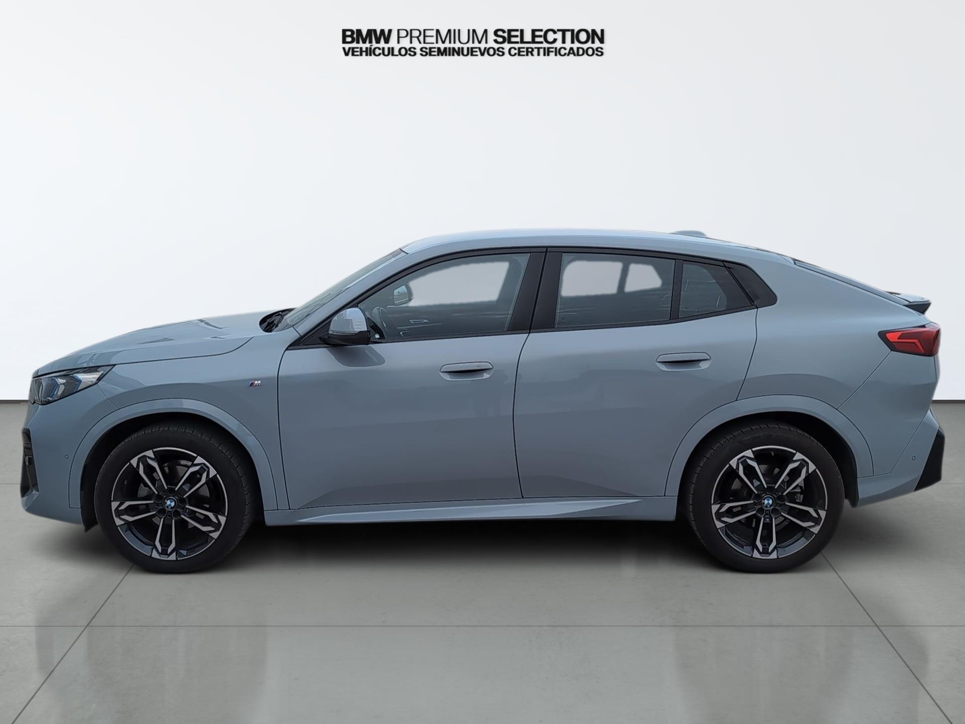 BMW X2 sDrive20d color Gris. Año 2025. 120KW(163CV). Diésel. En concesionario Automotor Premium Viso - Málaga de Málaga
