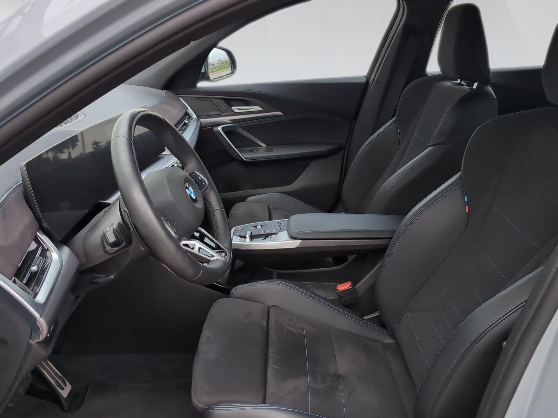 BMW X2 sDrive20d color Gris. Año 2025. 120KW(163CV). Diésel. En concesionario Automotor Premium Viso - Málaga de Málaga