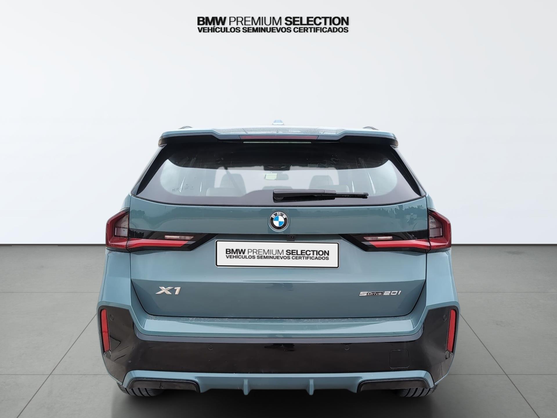 BMW X1 sDrive20i color Verde. Año 2025. 125KW(170CV). Gasolina. En concesionario Automotor Premium Viso - Málaga de Málaga