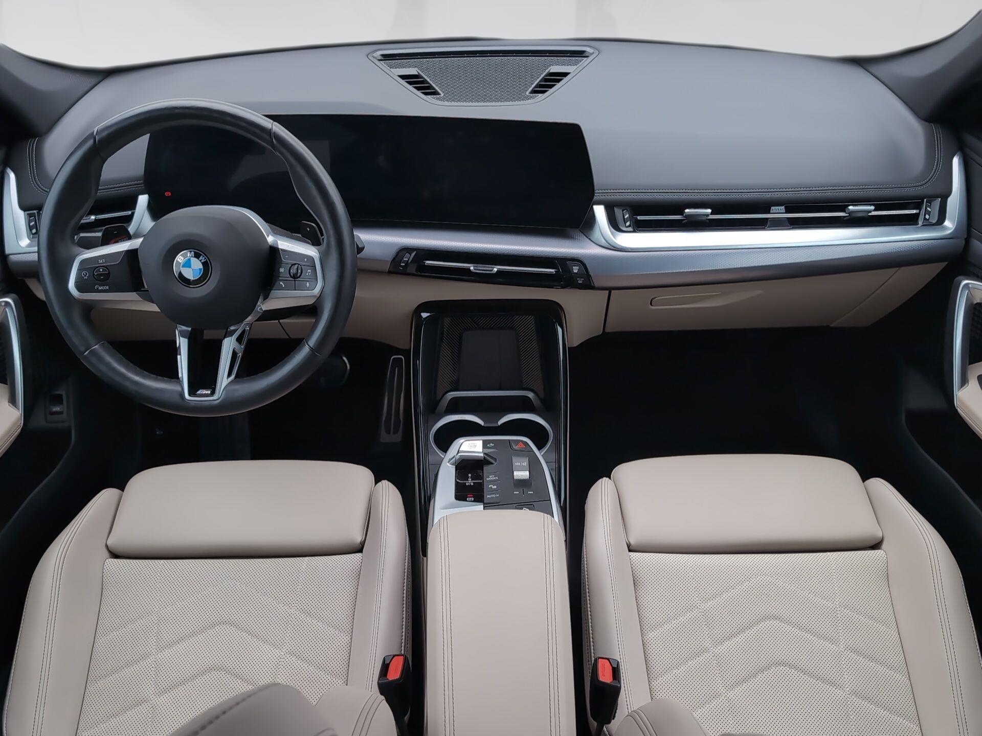 BMW X1 sDrive20i color Verde. Año 2025. 125KW(170CV). Gasolina. En concesionario Automotor Premium Viso - Málaga de Málaga