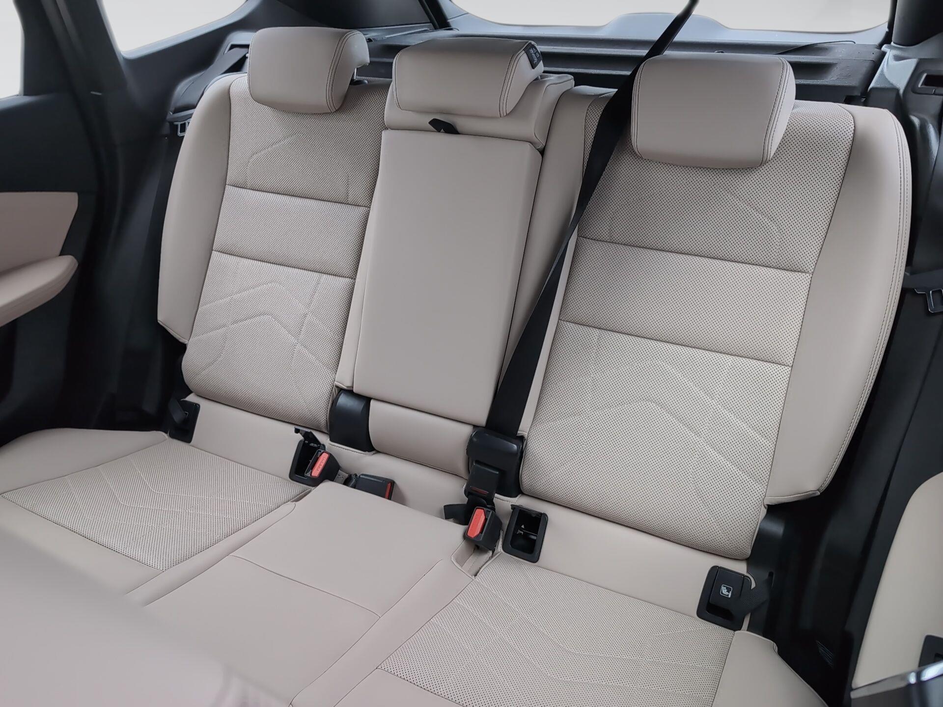 BMW X1 sDrive20i color Verde. Año 2025. 125KW(170CV). Gasolina. En concesionario Automotor Premium Viso - Málaga de Málaga