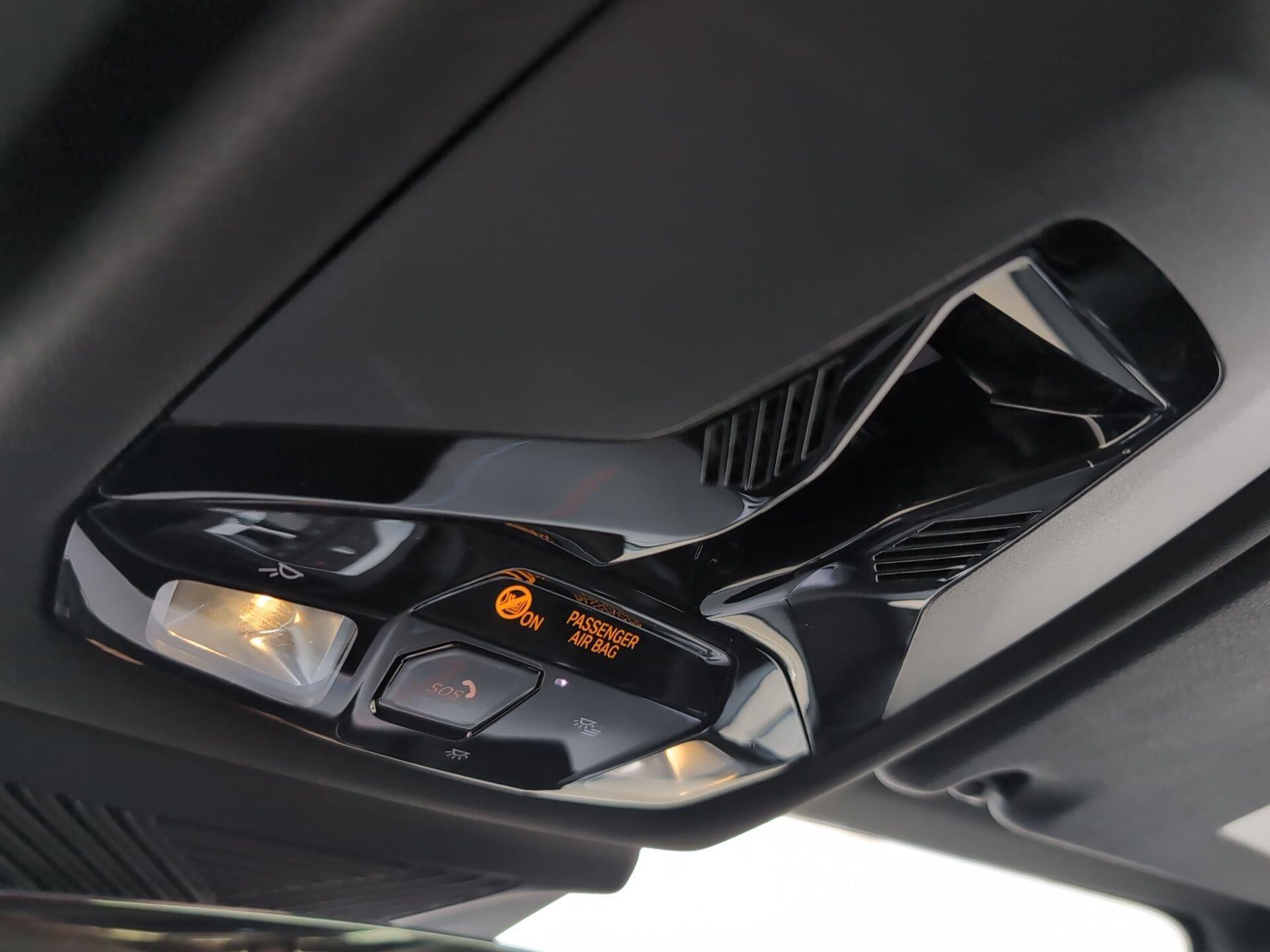 BMW Serie 1 120i color Gris. Año 2025. 125KW(170CV). Gasolina. En concesionario Automotor Premium Viso - Málaga de Málaga