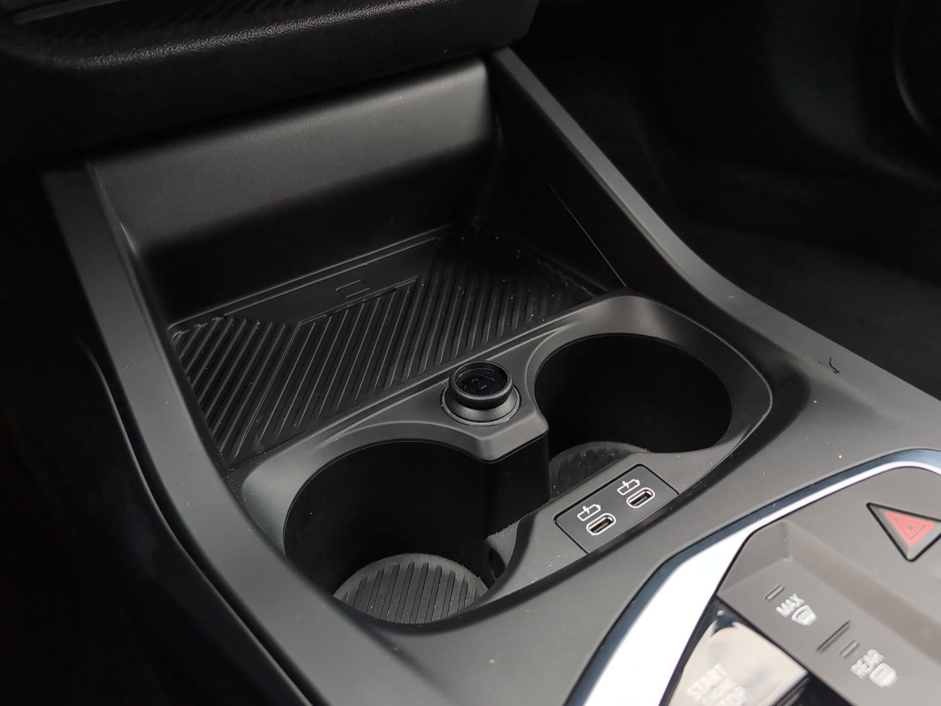 BMW Serie 1 120i color Gris. Año 2025. 125KW(170CV). Gasolina. En concesionario Automotor Premium Viso - Málaga de Málaga